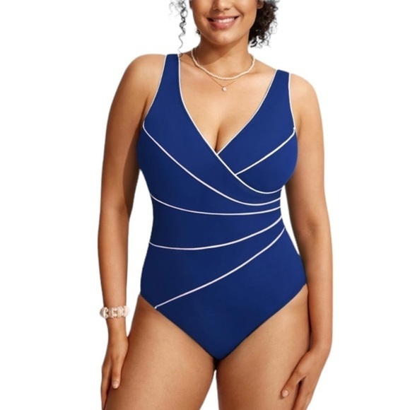 MIRACLESUIT MARINA BLUE WHITE STRIPPED ONE PIECE SWIMSUIT SIZE 12 - Picture 1 of 13